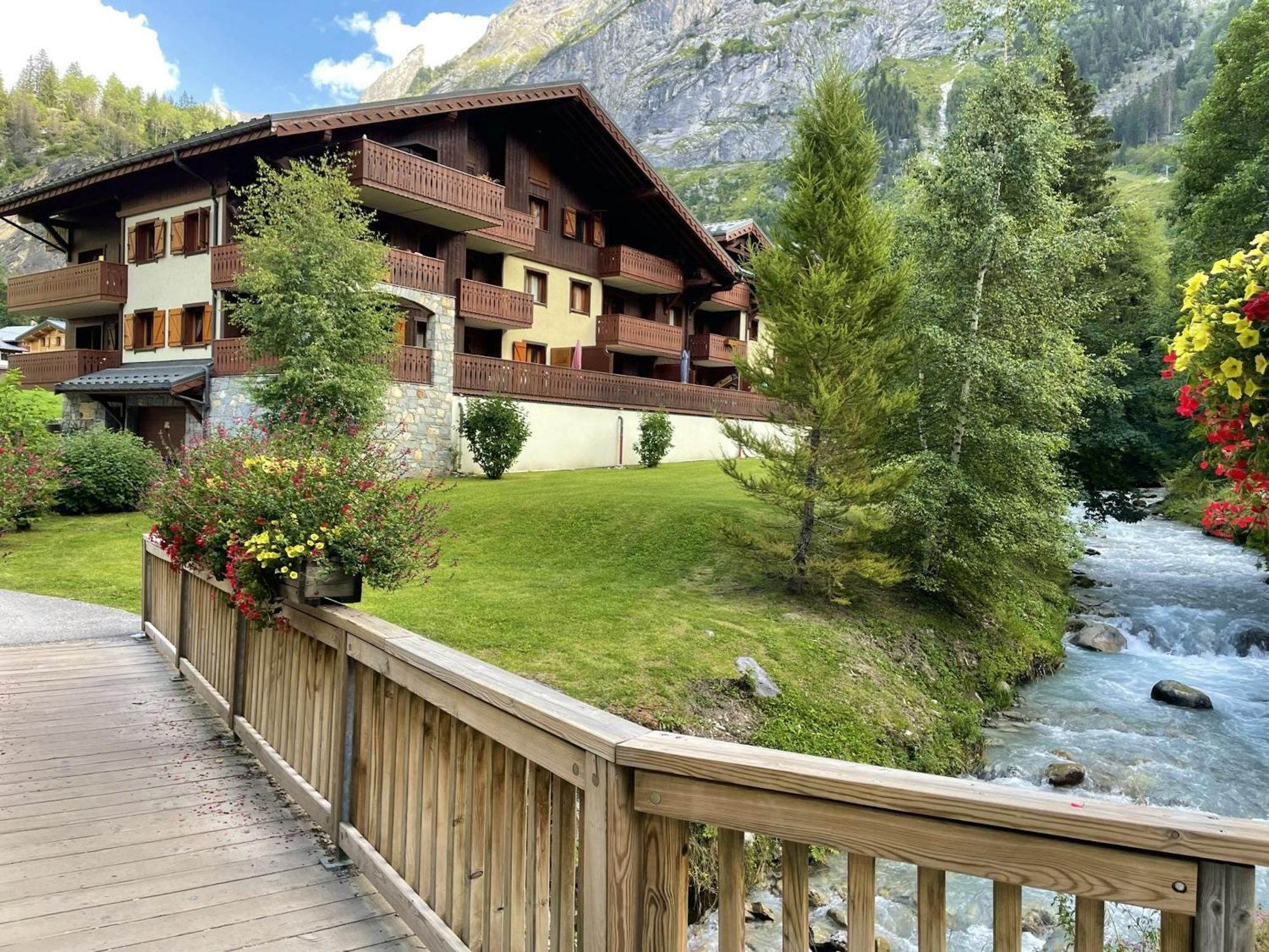 Appartement de 2 chambres a Pralognan la Vanoise a 900 m des pistes avec balcon amenage et wifi Extérieur photo